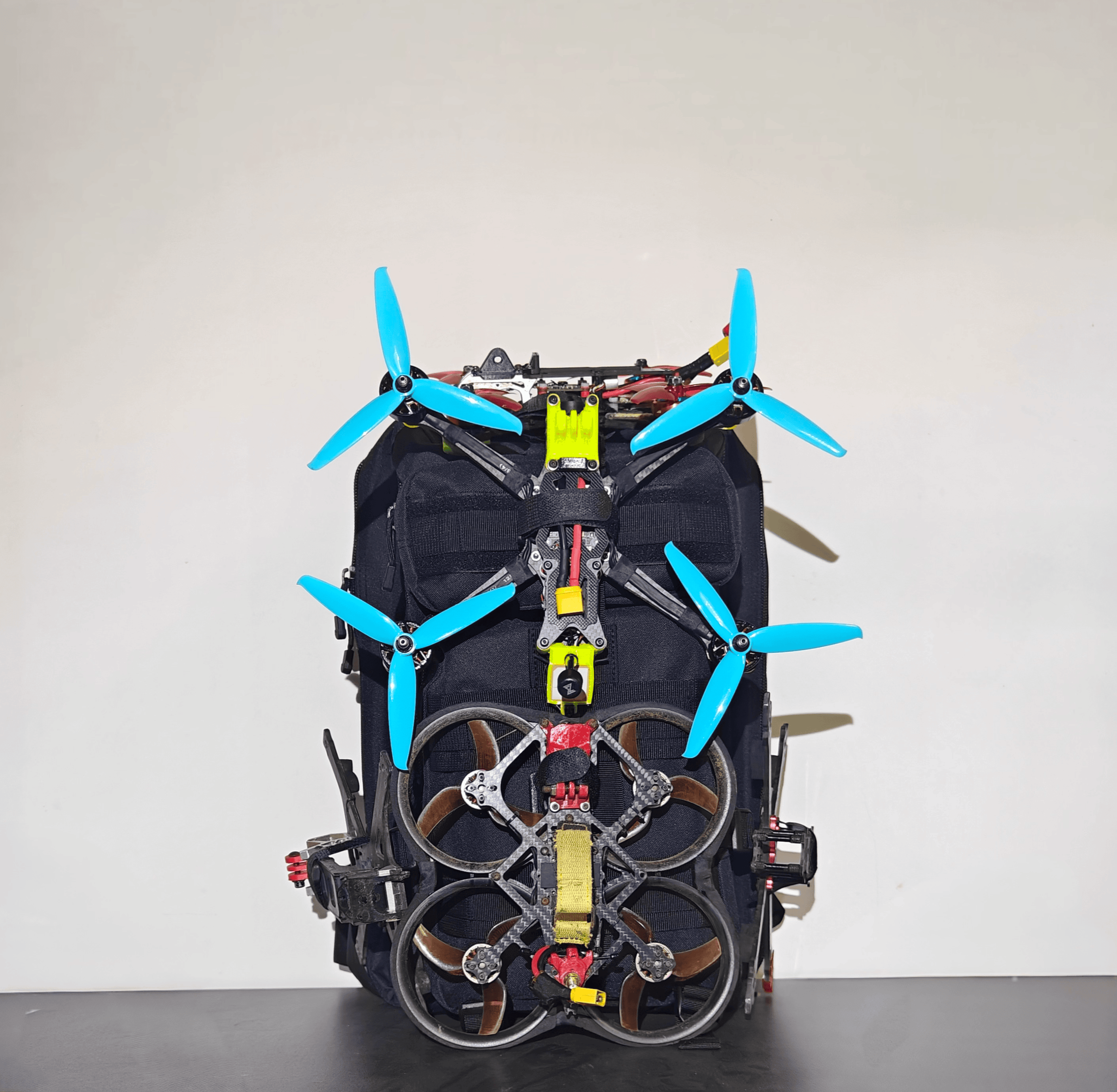FPV Backpack Military Hang 4-5 - đánh giá và giá Drone Kit Octocopter