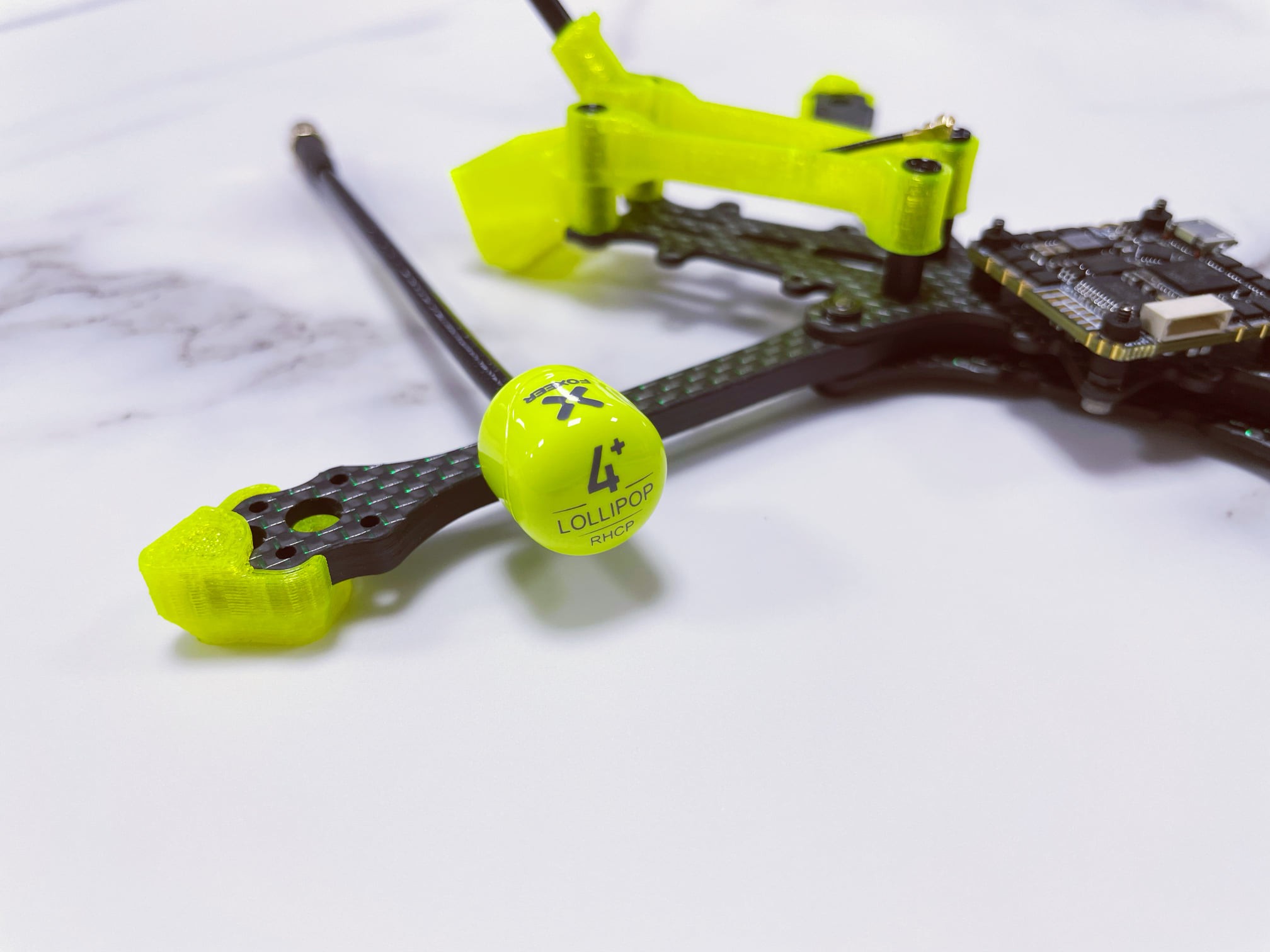 2PCS Foxeer Lollipop 4 Plus 4+ - đánh giá và giá Drone Kit Long Range